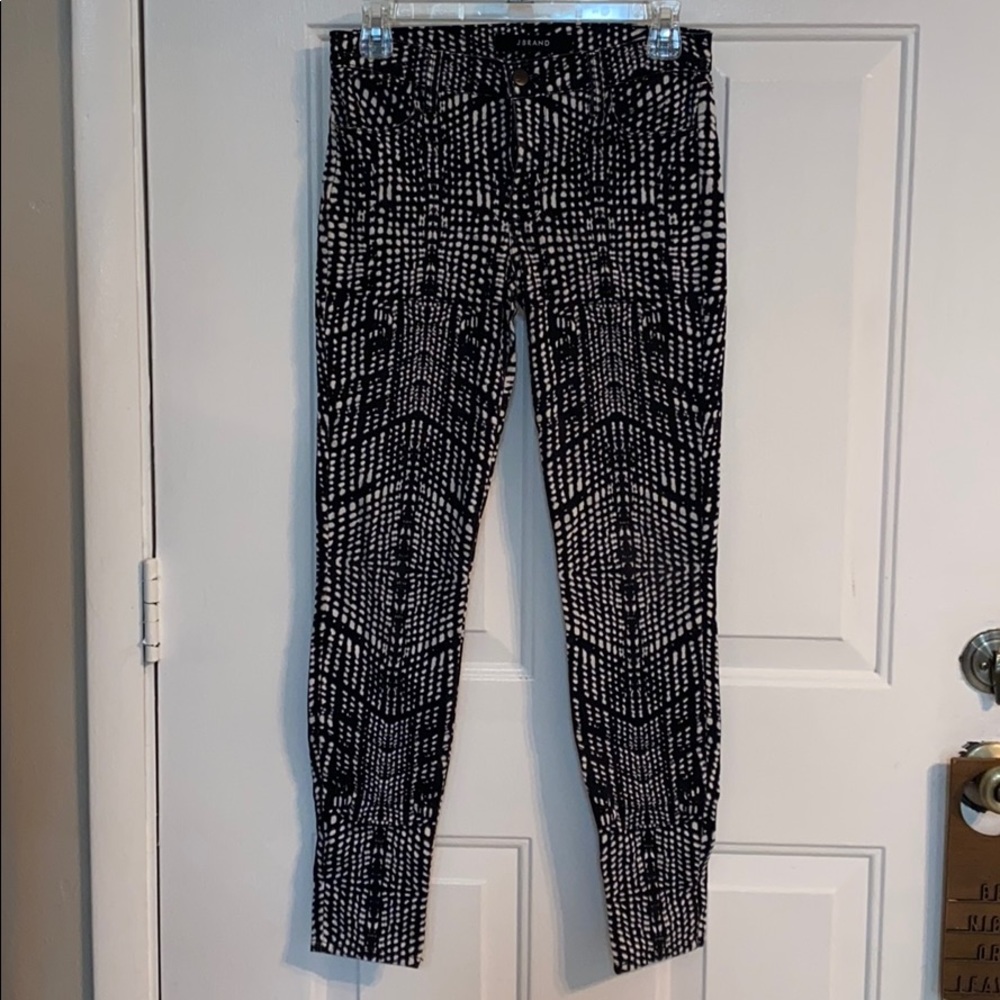 J BRAND SKINNY JEANS